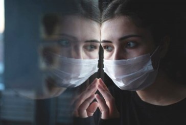 طبيبة نفسية : الأثار النفسية الناجمة عن كوفيد-19 يمكن أن تبقى لسنوات حتى بعد انتهاء الجائحة