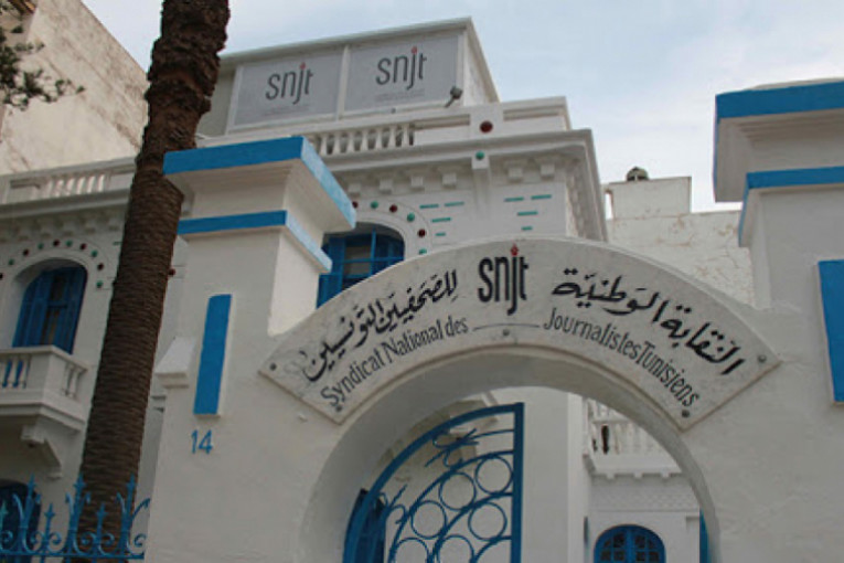 نقابة الصحفيين تعتزم مقاضاة والي بن عروس