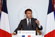 فرنسا : ماكرون يدين  الانقلاب العسكري  في بوركينا فاسو