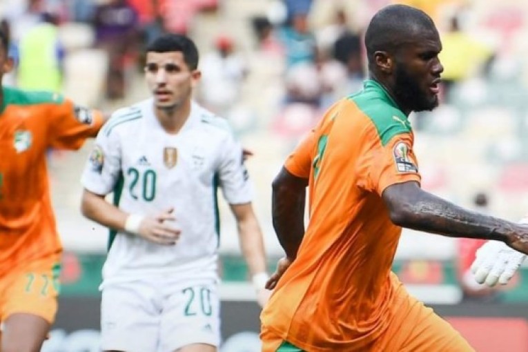 ثلاثية “الفيلة” تقصي الجزائر من الدور الأول في كأس إفريقيا للأمم