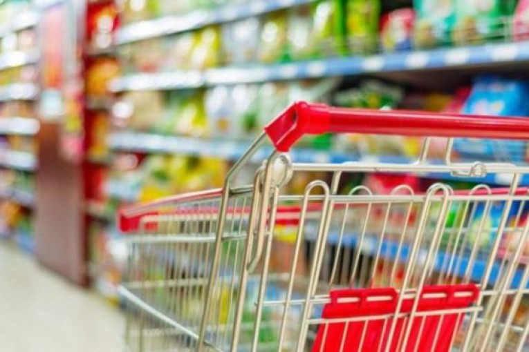 بينها السميد والبيض والزيت: إستئناف تزويد السوق في القصرين بالمواد الغذائية تدريجيا