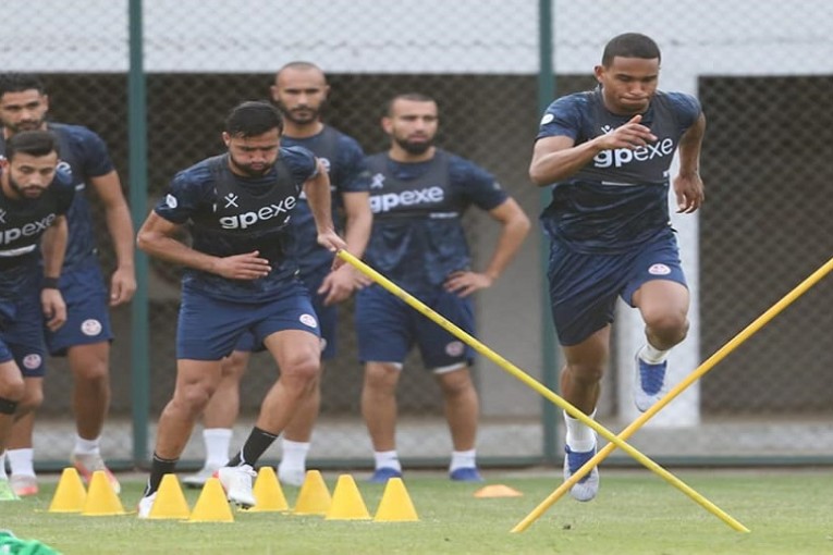 كأس أفريقيا: المنتخب الوطني يرفع نسق التحضيرات