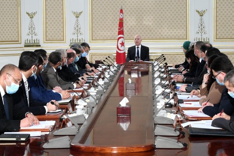 مجلس الوزراء يصادق على مراسيم وأوامر رئاسية