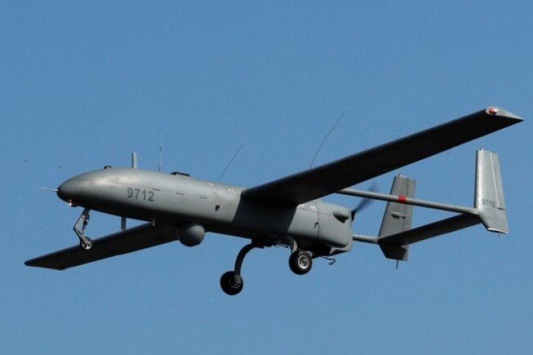 إعلام عراقي: الدفاعات الجوية تتصدى لطائرة مسيرة في سامراء