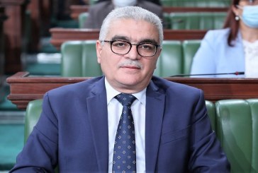 وزير التربية: تمّ تعويض كلّ معلم أو أستاذ رفض التلقيح