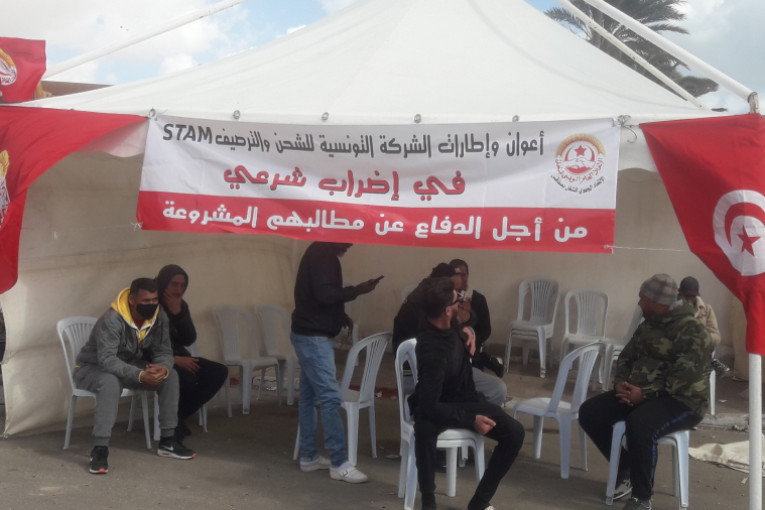 أعوان ”الستام” بميناء صفاقس في إضراب لمدة خمسة أيام