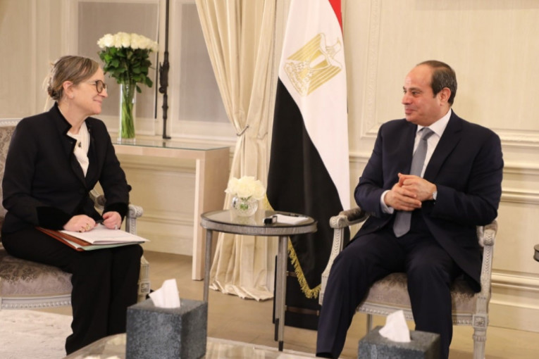 السيسي لبودن: ندعم تونس في إجراءاتها للحفاظ على كيان الدولة