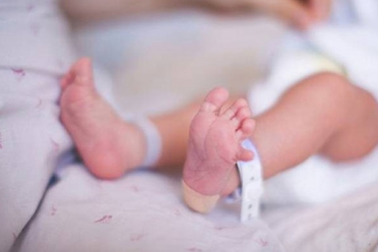 حادثة وفاة رضيعة: أعوان وإطارات مندوبية الصحة بسيدي بوزيد يحتجون