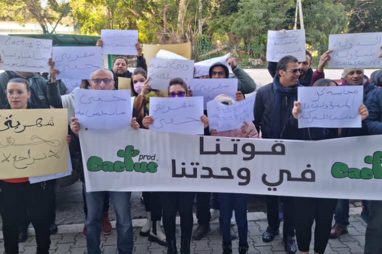 نقابة الصحفيين تطالب رئاستي الجمهورية والحكومة بإنقاذ ‘كاكتوس برود’