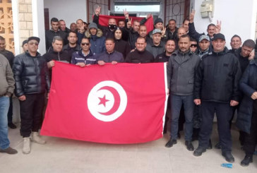 أعوان السجن المدني بالقصرين يحتجّون