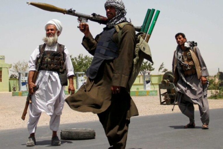 وفد من طالبان في جنيف لبحث إيصال المساعدات لأفغانستان