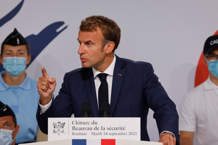 ماكرون: ستكون هناك عواقب طويلة الأمد للعمل العسكري الروسي في أوكرانيا