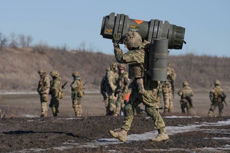 الجيش الأوكراني: إسقاط 5 طائرات روسية ومروحية