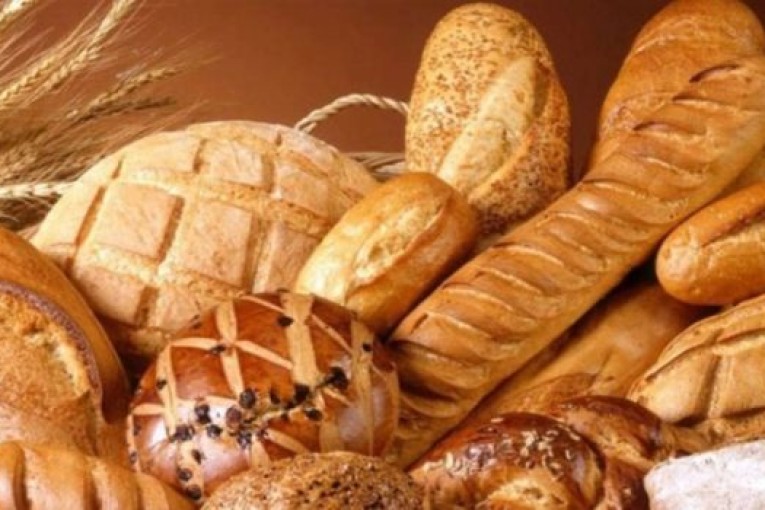 بعد الاتفاق مع وزارة التجارة.. تأجيل اعتصام أصحاب المخابز العصرية