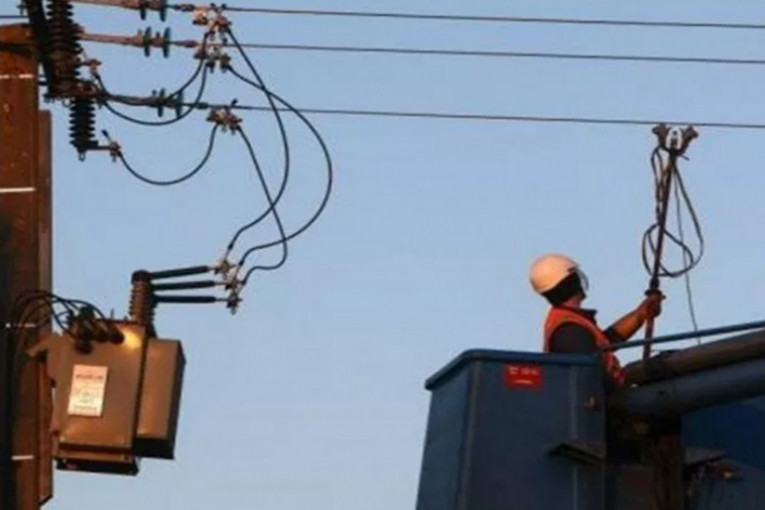 انقطاع الكهرباء غدا الأحد في سوسة والمنستير وصفاقس وسيدي بوزيد