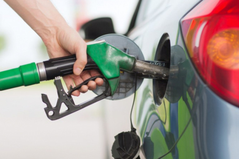 تأجيل الإضراب في قطاع توزيع المحروقات