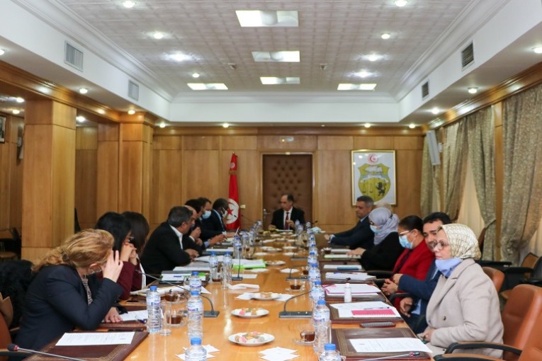 اجتماع لجنة القيادة لمشروع تجديد شبكة المعاهد العليا للدراسات التكنولوجية الممول من فرنسا