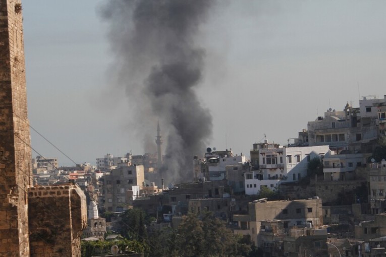 أنباء عن سقوط ضحايا إثر انفجار خزان مازوت في شمال لبنان