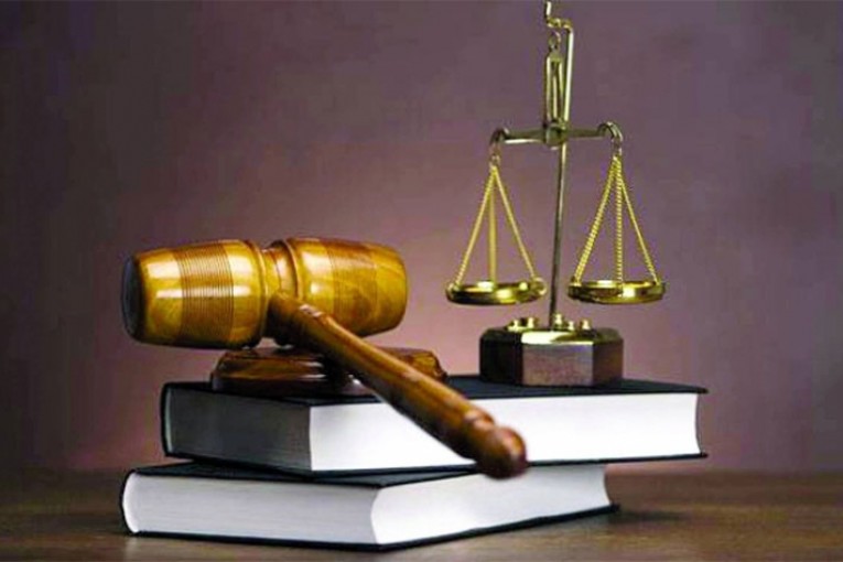 الإفراج عن والي سيدي بوزيد السابق وموظف بالولاية