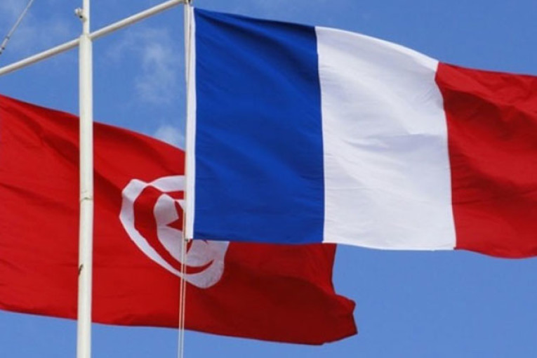 فرنسا تدرج تونس في القائمة الخضراء