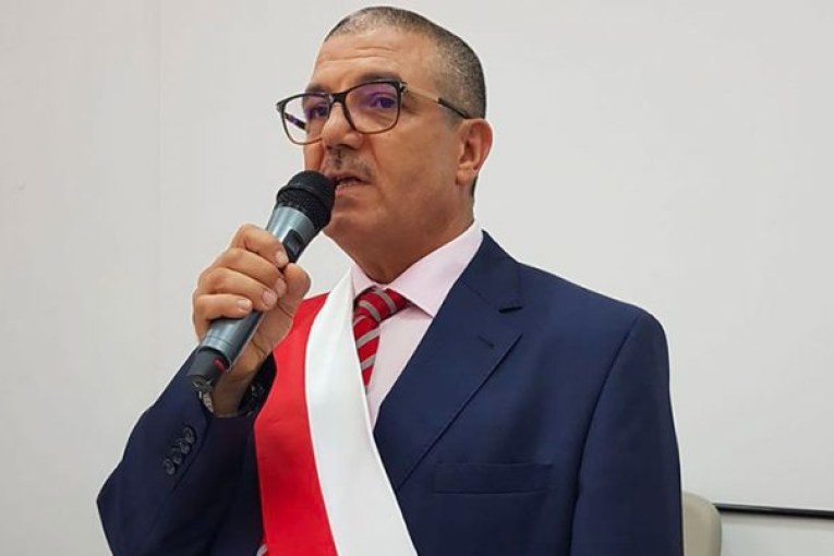 رئيس الجامعة الوطنية للبلديات يدعو سعيّد وبودن إلى الحوار للتعرف على مشاكل عمل البلديات