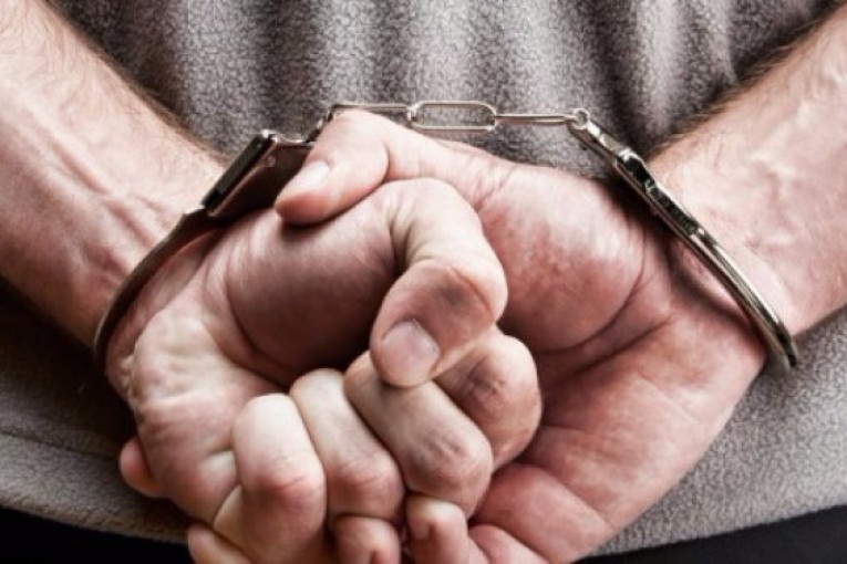 القبض على 3 عناصر تورطوا في سرقة مكتب الاستعلامات التابع للديوانة بالمنزه