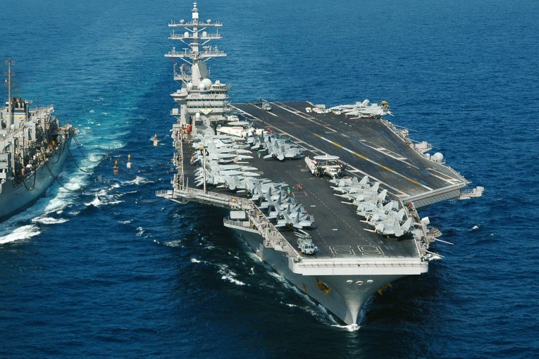 الولايات المتّحدة تشكل قوة بحرية جديدة بالشرق الأوسط