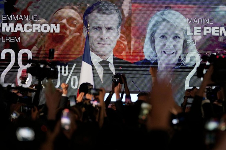 فرنسا: ماكرون يتصدر نتائج الدورة الأولى من الإنتخابات الرئاسية