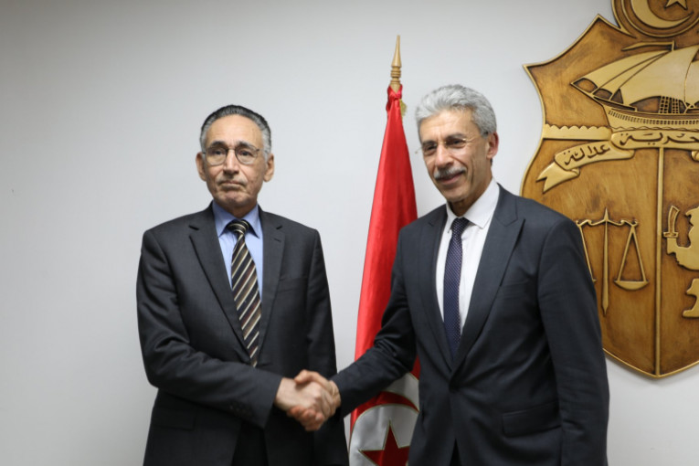 وزارة الاقتصاد الليبية: ”نعمل على تعزيز التبادل التجاري مع تونس..”