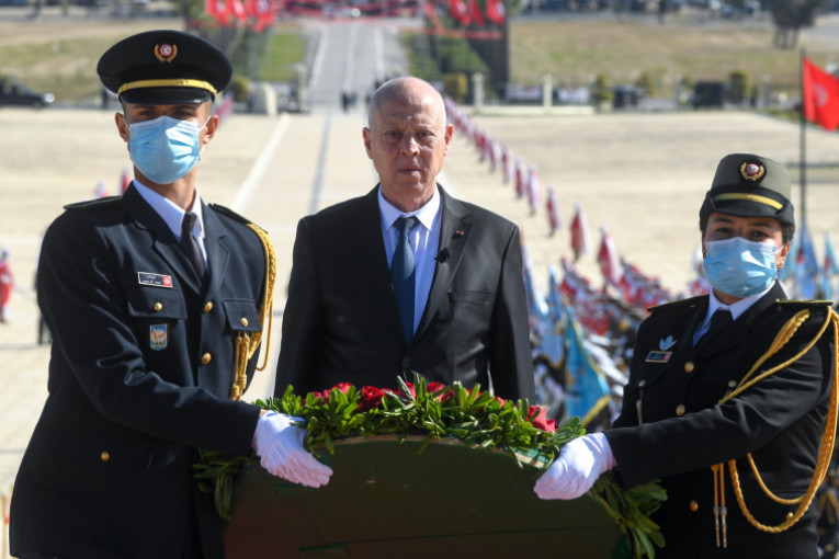 رئيس الدولة: ‘نعمل هذه الأيام من أجل برلمان تونسي وطني..’