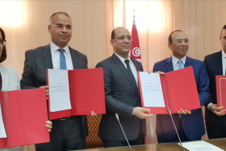 اتفاقية لتمتيع 21 ألف إطار ديني بالضمان الاجتماعي