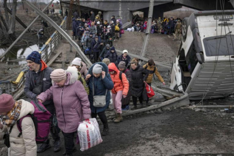 أوكرانيا: ممر إنساني لخروج المدنيين من ماريوبول