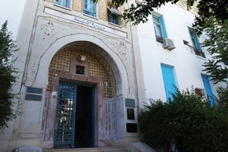 حركة نقل مُديري ومُدرسي المدارس الإبتدائية: وزارة التربية تُصدر بلاغا