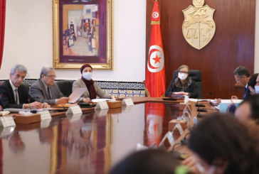 مجلس الوزراء يصادق على عدد من مشاريع المراسيم والأوامر الرئاسية