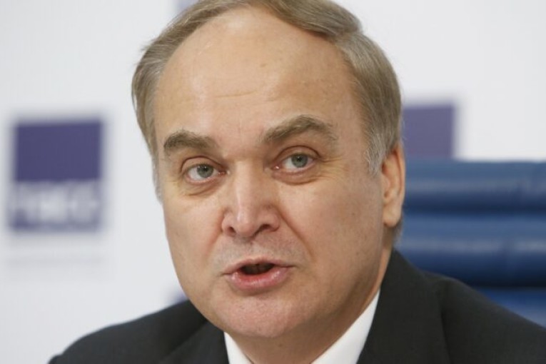 السفير الروسي في أمريكا: عمل السفارة مُحاصر