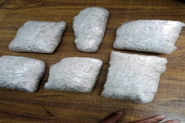 رأس جدير: حجز قرابة 10 آلاف قرص ‘إكستازي’