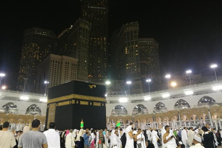 من ارتفاع 1000 متر: صور للحرم المكي تخطف الأنظار