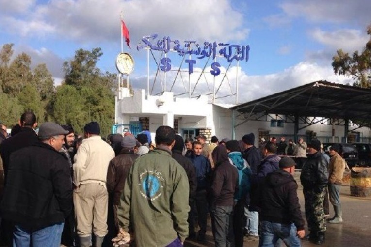 باجة: الاتحاد الجهوي للشغل يدعو إلى إيجاد حلول جذرية لمصنع السكر قبل إضراب 30 و31 ماي