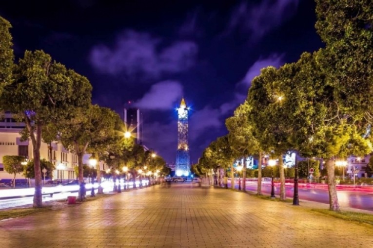 الترخيص للمحلات التجارية بالعمل بعد العاشرة ليلا خلال النصف الثاني من شهر رمضان