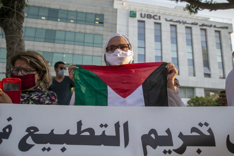 حزب العمال يطالب في وقفة تضامنية مع فلسطين بتجريم التطبيع مع إسرائيل