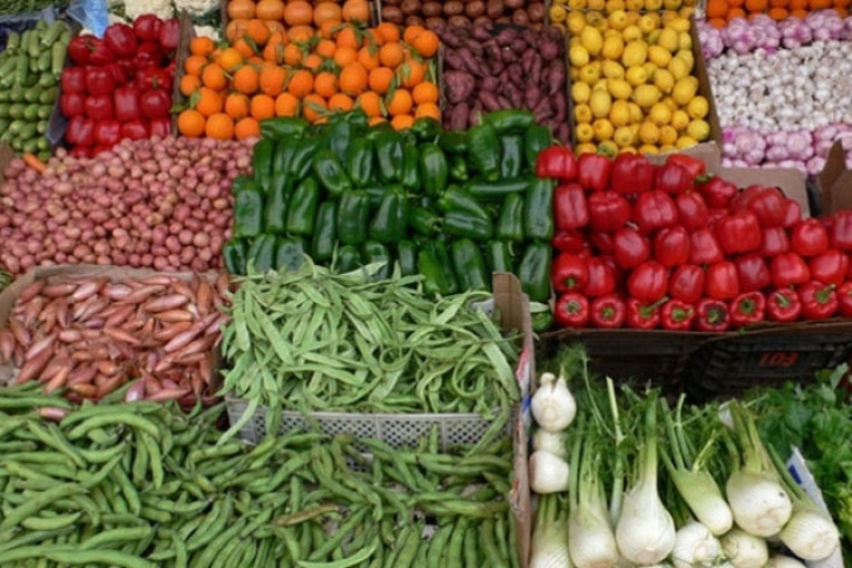 على غرار مادة البطاطا والفلفل : وزارة التجارة تقرر منع تصدير بعض الخضروات خارج حدود الوطن