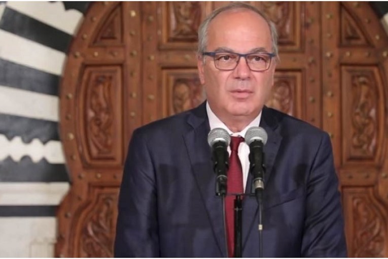 الوزير: ‘يمكننا تجنّب الموجة السادسة في ماي في حال استكمال التلاقيح وتلقي الجرعة الثالثة والرابعة’