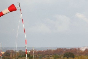 الليلة: أجواء مغيمة وهبوب رياح قوية بالجنوب