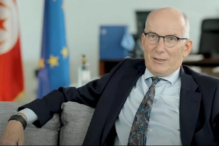 سفير الاتحاد الأوروبي: ”دعم تونس بـ 300 مليون أورو ليس الأخير..”