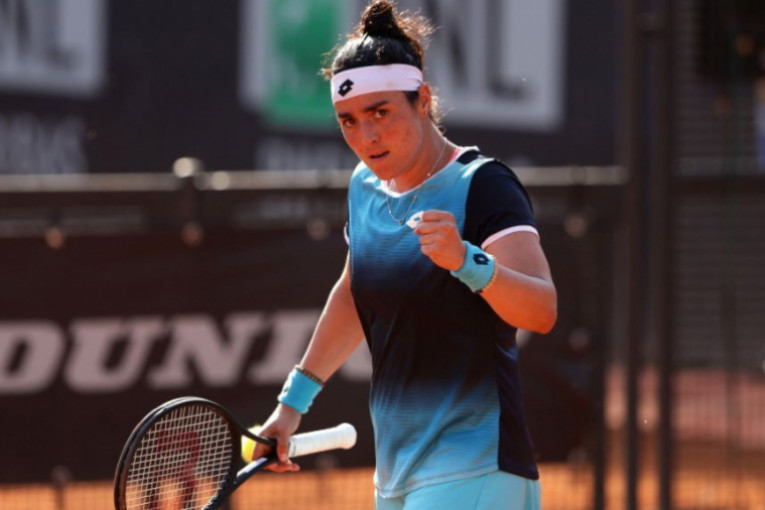 أنس جابر في نصف نهائي دورة روما