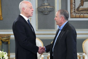 رئيس الجمهورية يلتقي نور الدين الطبوبي
