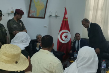 رمادة: وزير الدفاع يلتقي عائلات موقوفين في احتجاجات سنة 2020‎‎