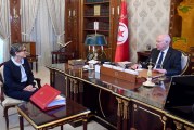 رئيس الجمهورية يشدد على أهمية الحفاظ على السلم الاجتماعية خلال لقائه برئيس الحكومة
