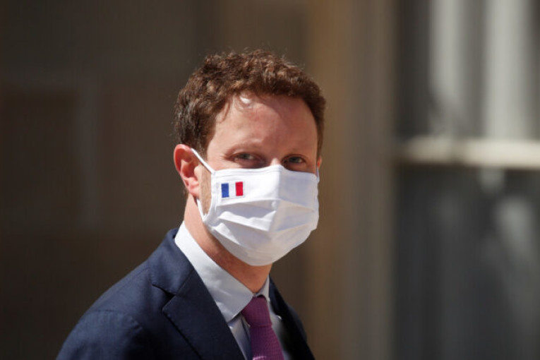 فرنسا: انضمام أوكرانيا إلى الاتحاد الأوروبي قد يستغرق 20 عاما