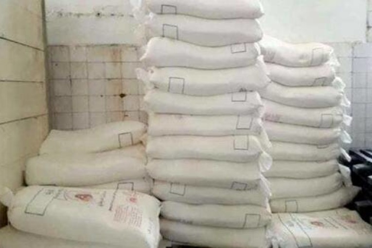 القصرين: حجز 15 قنطارا من الفرينة